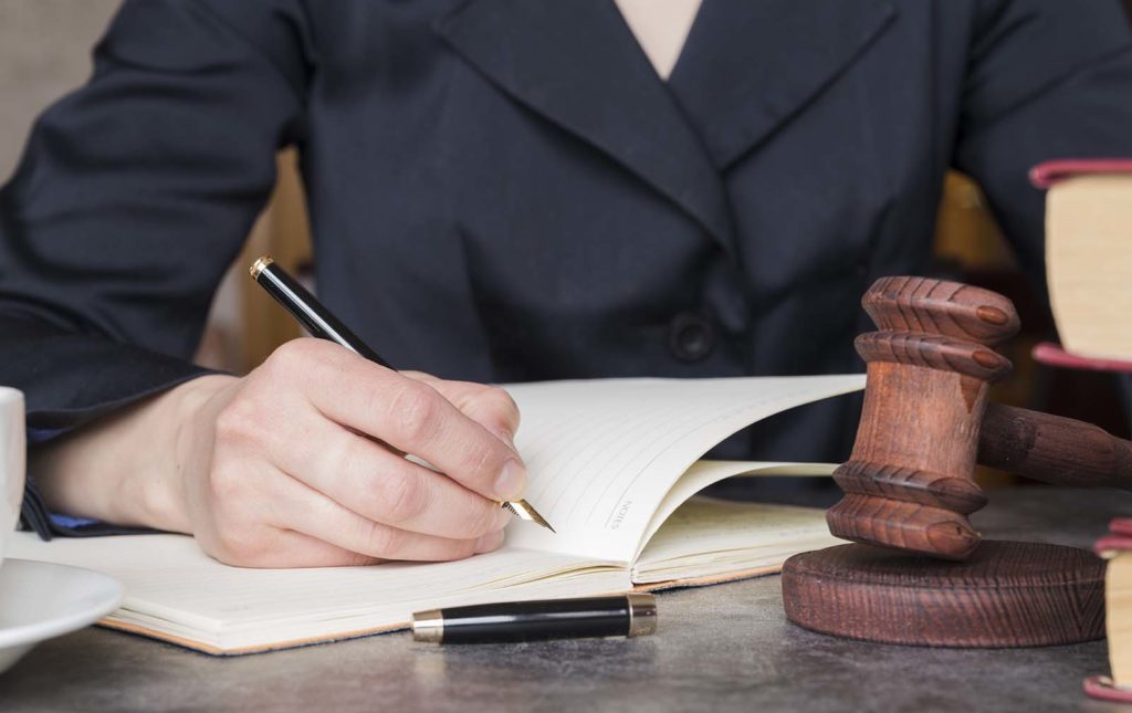 What happens at bankruptcy hearing? 